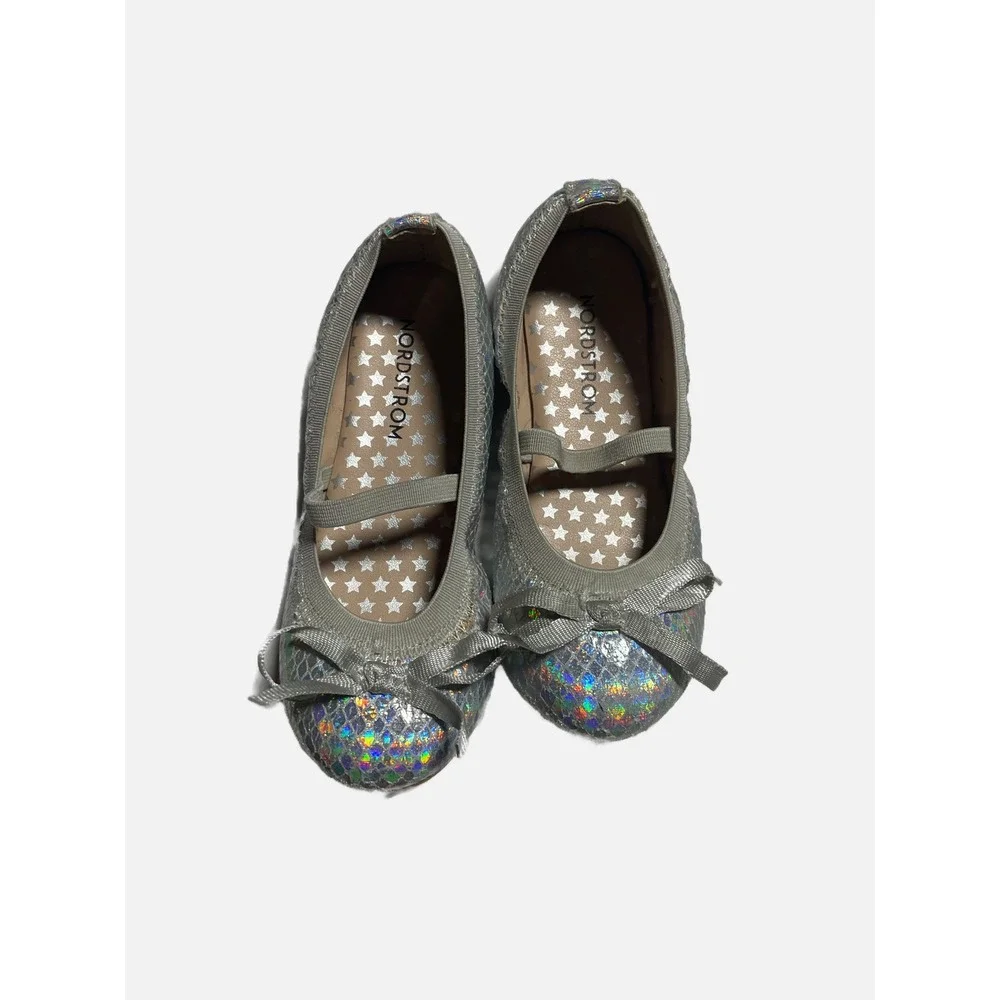Nordstrom Ballet Flats Kids 10M Silver Holographic Bow Mary‎ Jane Sparkle Dress